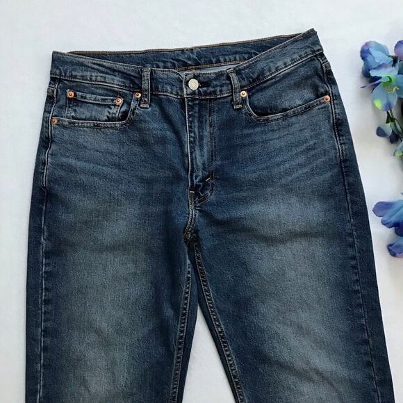 Levi's NWOT 514 Medium Wash Straight Jeans Men 33 x 32 - Picture 3 of 8